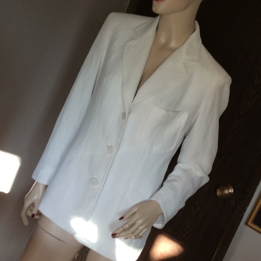 Donna Karan White jacket 8